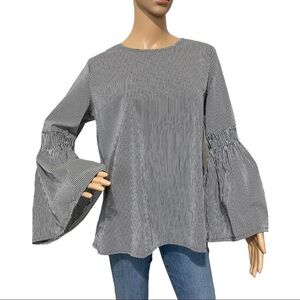 Solitaire Striped Bell Sleeve Blouse Size L